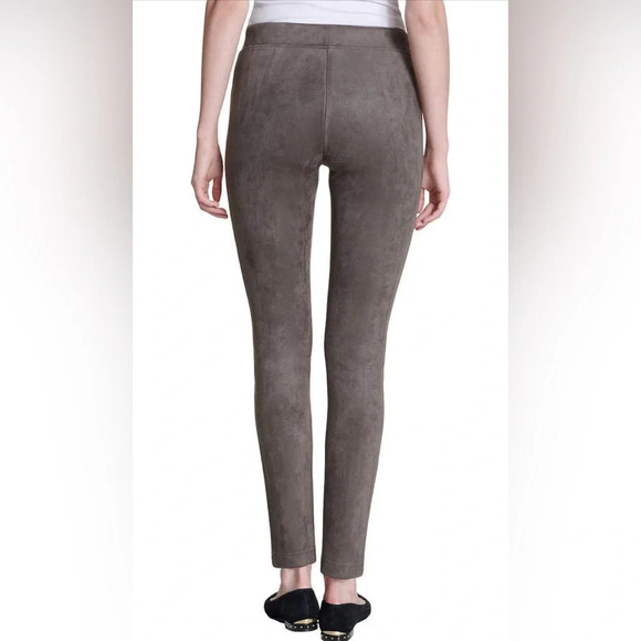Andrew Marc | Women's Super Soft Stretch Faux Suede Pull On Pants | Size: Medium - Picture 2 of 9